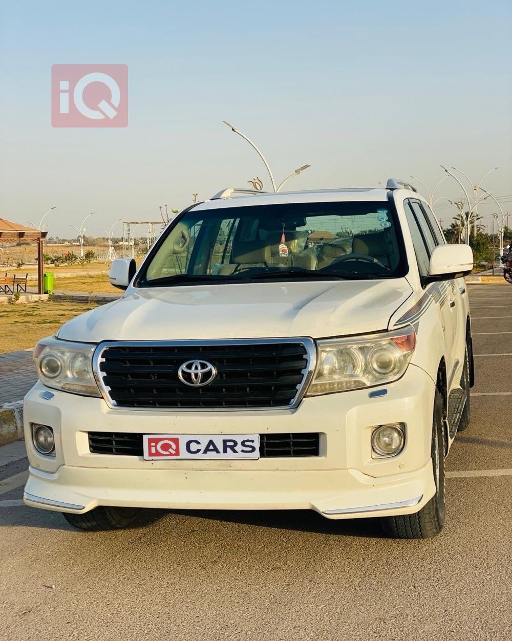 تويوتا لاندكروزر